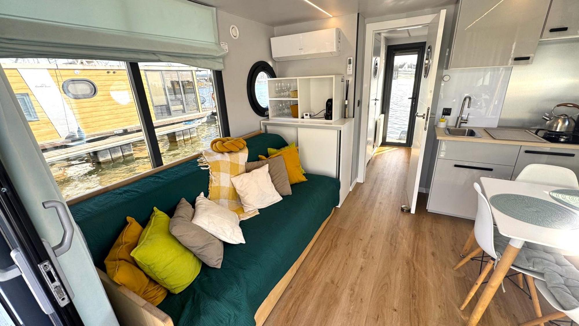 Houseboat Water Boy Apartament Plywajacy Dom Na Wodzie Lodz Apartment Wrocław Exterior foto