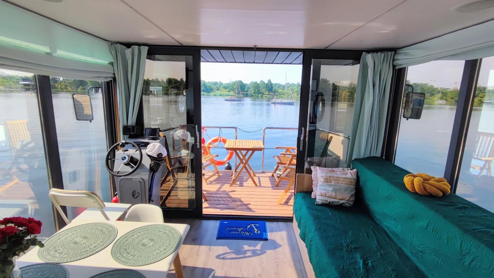 Houseboat Water Boy Apartament Plywajacy Dom Na Wodzie Lodz Apartment Wrocław Exterior foto